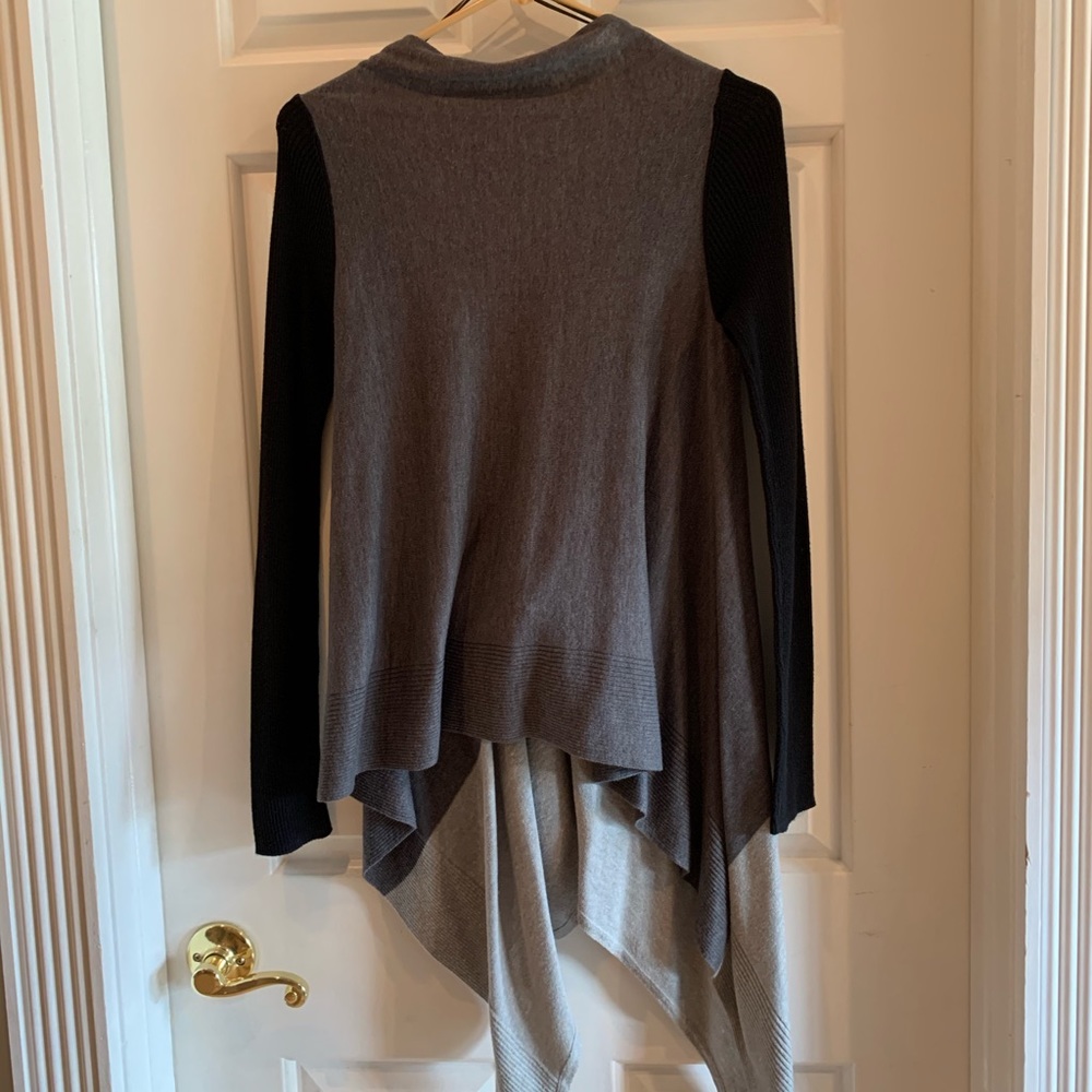 Flowy Cardigan - Picture 2 of 2